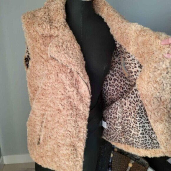Yest Shearling Sherpa Teddy Vest womens   Sz 10 - Picture 4 of 10